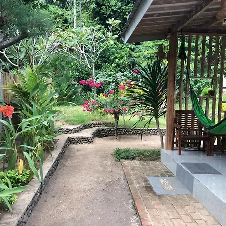 Bale Kebon Rangsot Apartment Pemenang Exterior photo
