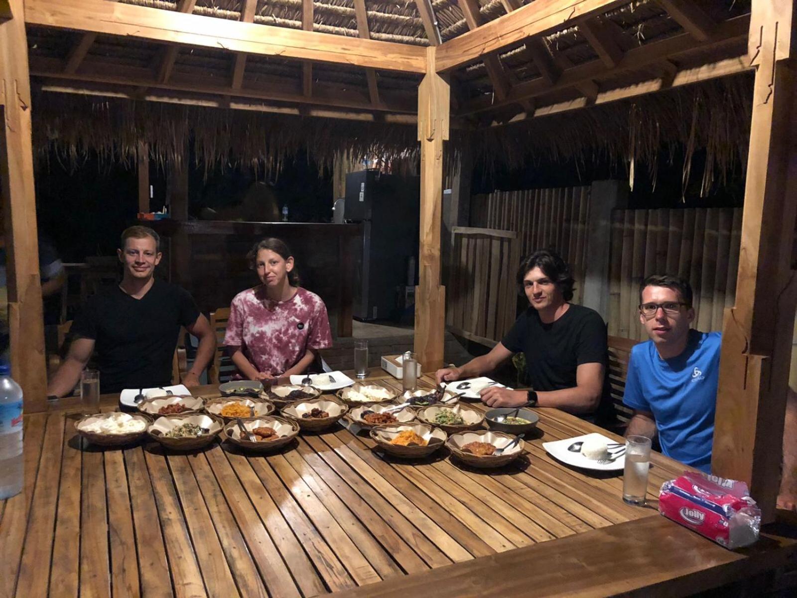 Bale Kebon Rangsot * Pemenang